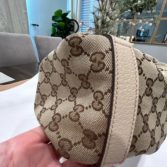 Authentic Gucci Tote Bag - Picture 3 of 7